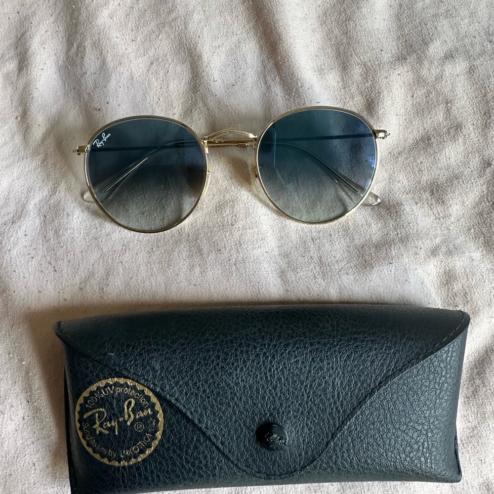 Ray-Ban Women's Round Sunglasses - Gold and Blue